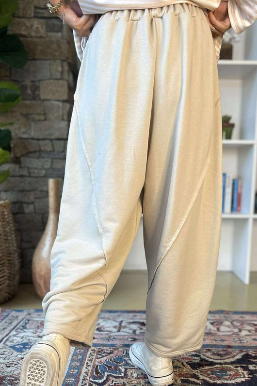 Scamp Raw Seam Barrel Pant Stone